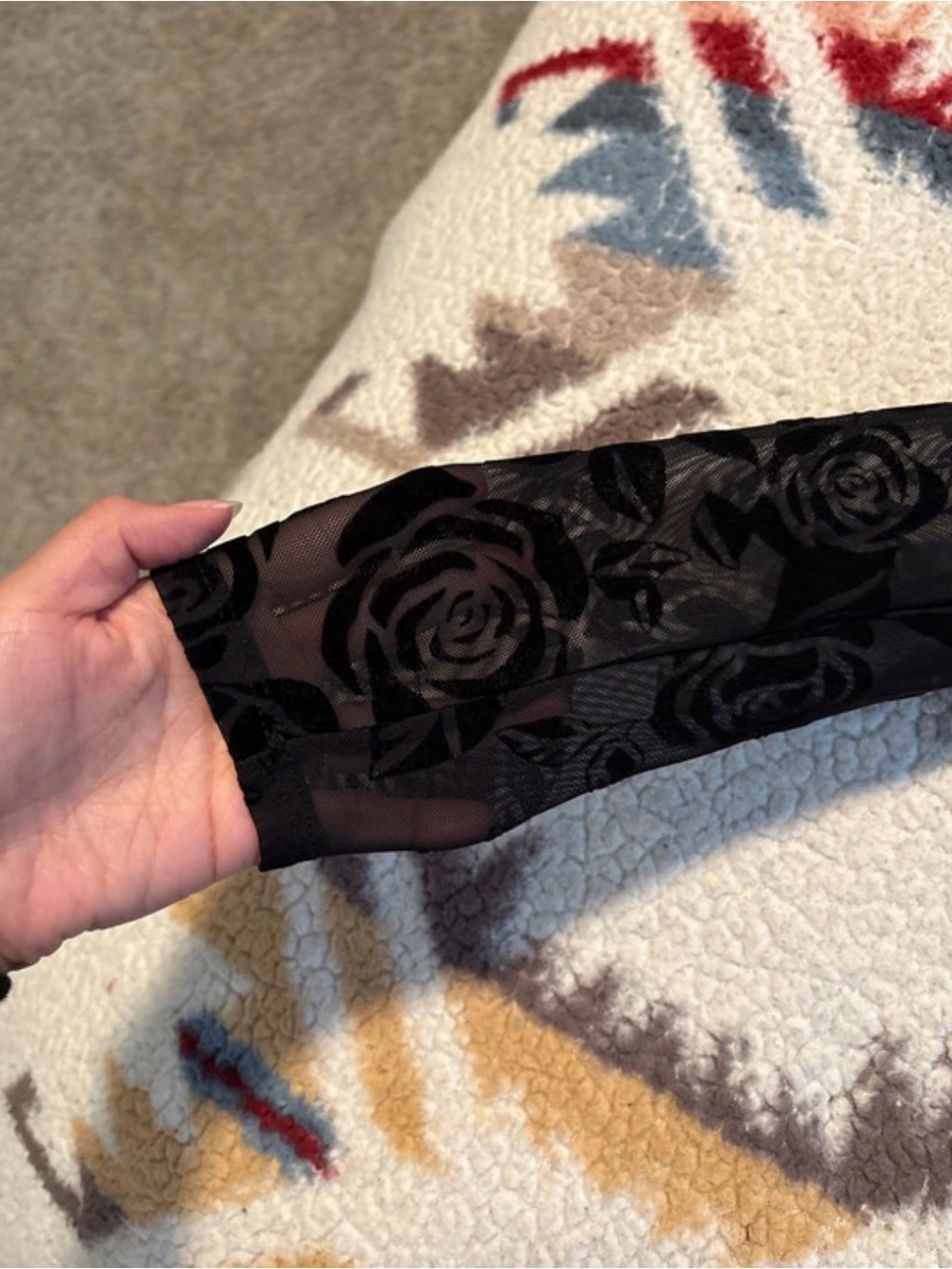 Black Velvet Rose Print Off-Shoulder Dress Size Small - Picture 2 of 2